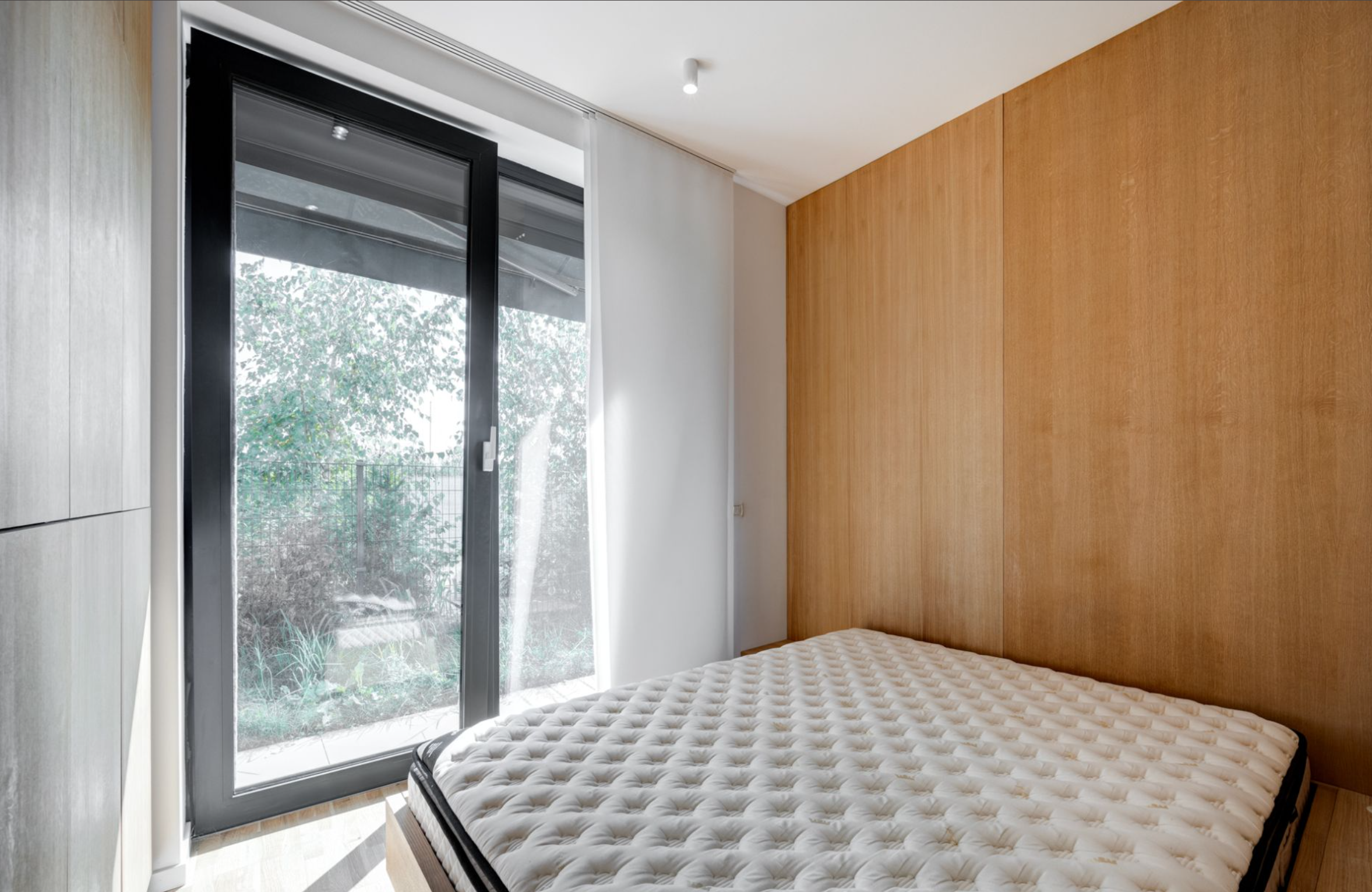 Studio The Ivy — Jandarmeriei / Băneasa